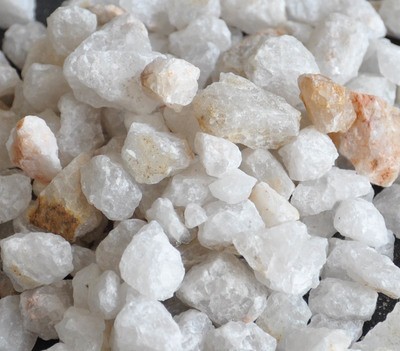 廠家直銷工業水處理用石英砂 精致石英砂 河北石英砂圖片_高清圖_細節圖